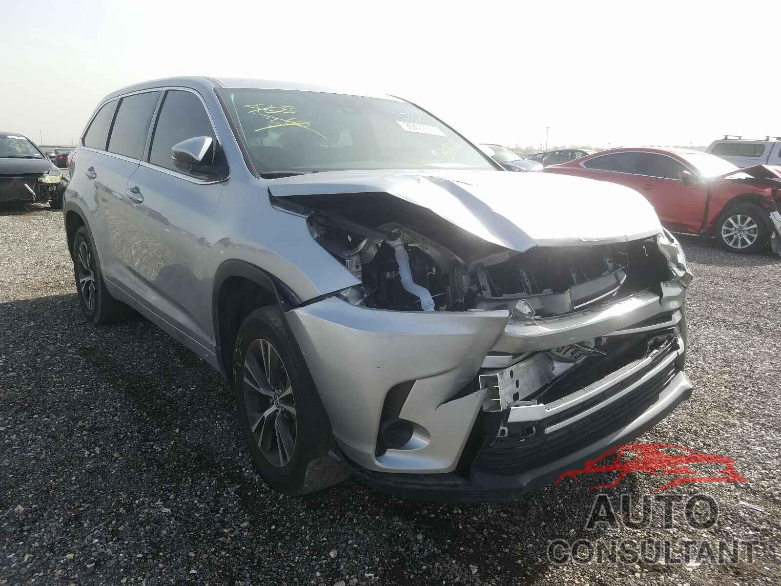 TOYOTA HIGHLANDER 2017 - 5TDZARFHXHS032212