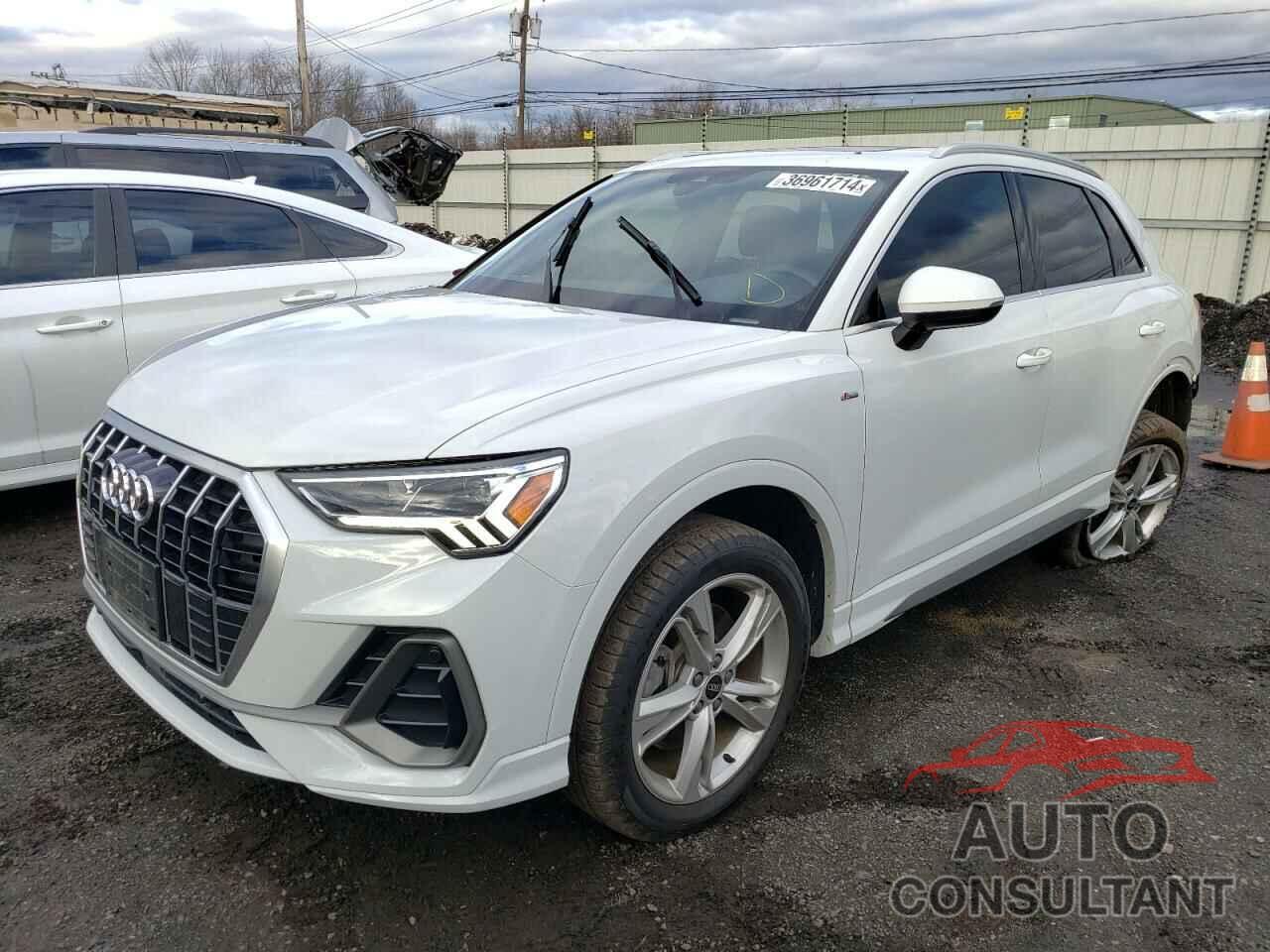 AUDI Q3 2021 - WA1EECF35M1046525