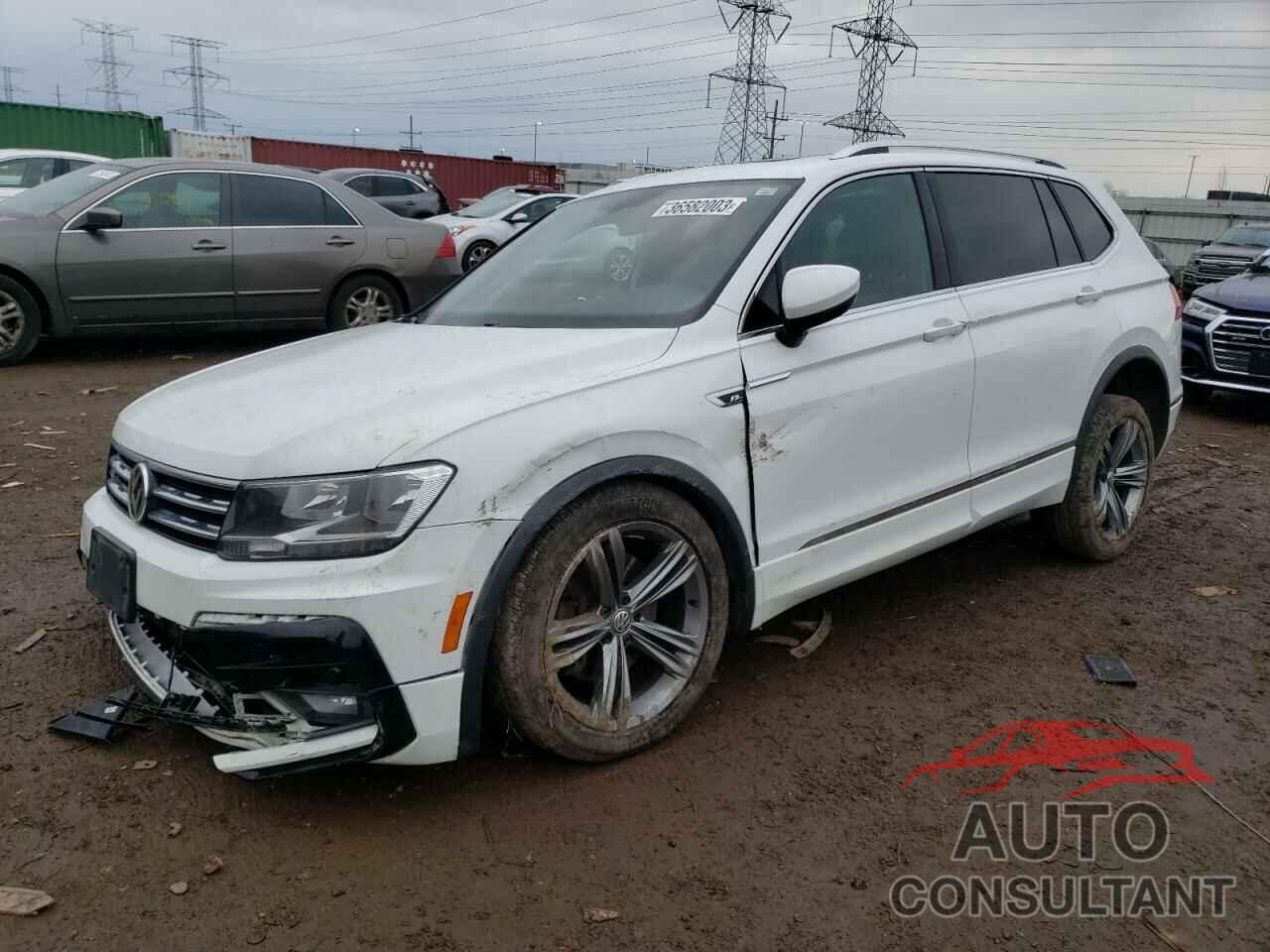 VOLKSWAGEN TIGUAN 2018 - 3VV2B7AX3JM205481