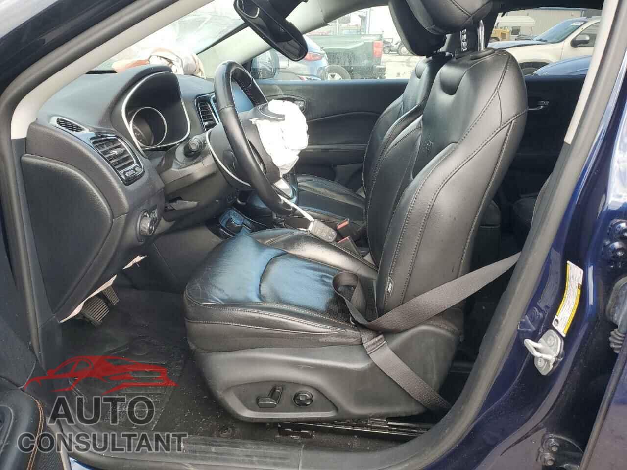 JEEP COMPASS 2018 - 3C4NJDCB3JT231566