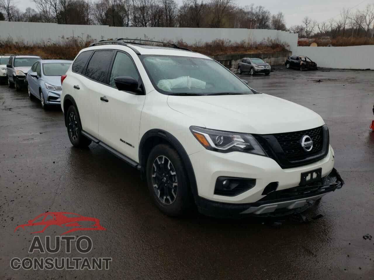 NISSAN PATHFINDER 2020 - 5N1DR2CM5LC623016