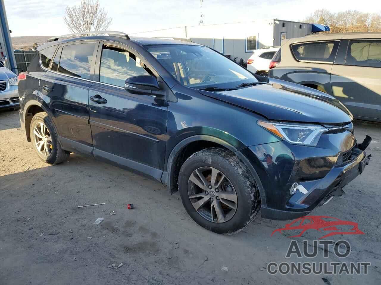 TOYOTA RAV4 2017 - JTMRFREV3HJ713592