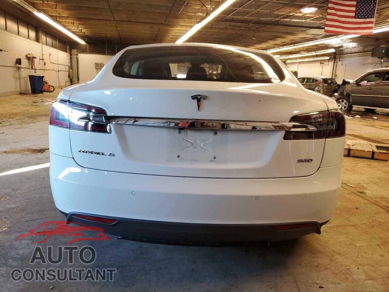TESLA MODEL S 2015 - 5YJSA1H26FF099953