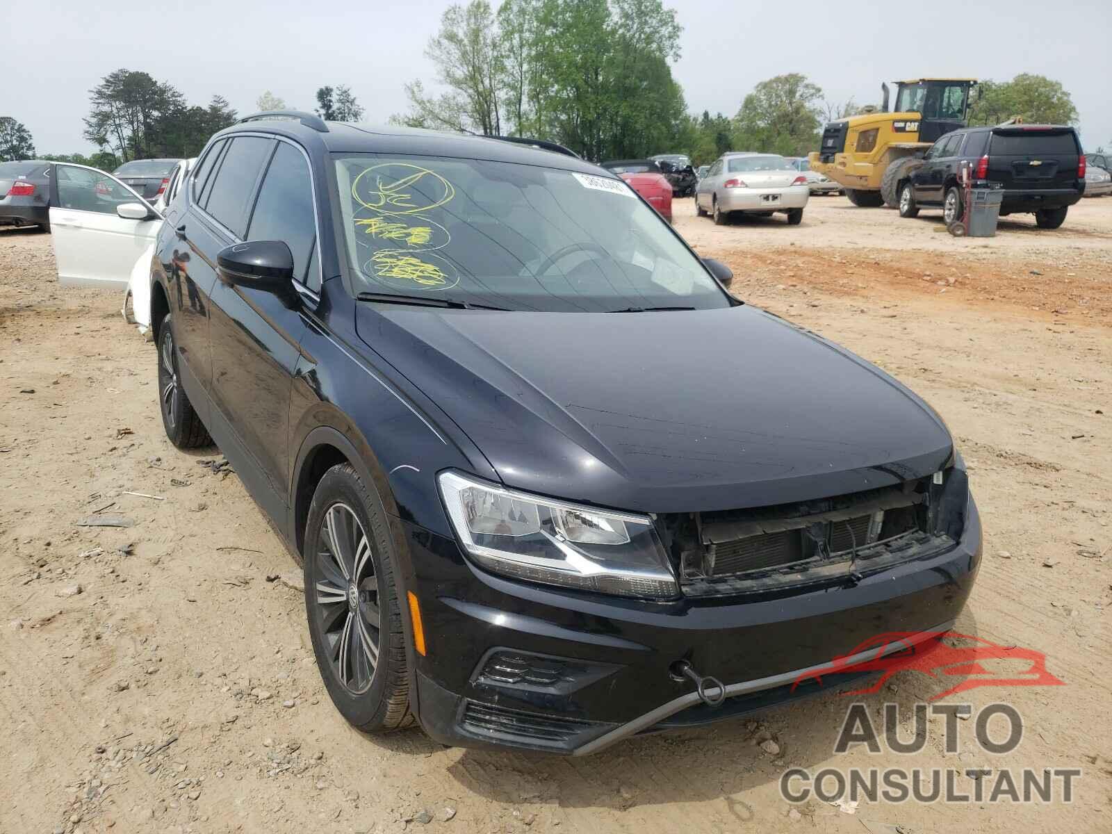 VOLKSWAGEN TIGUAN 2019 - 3VV3B7AX6KM039611