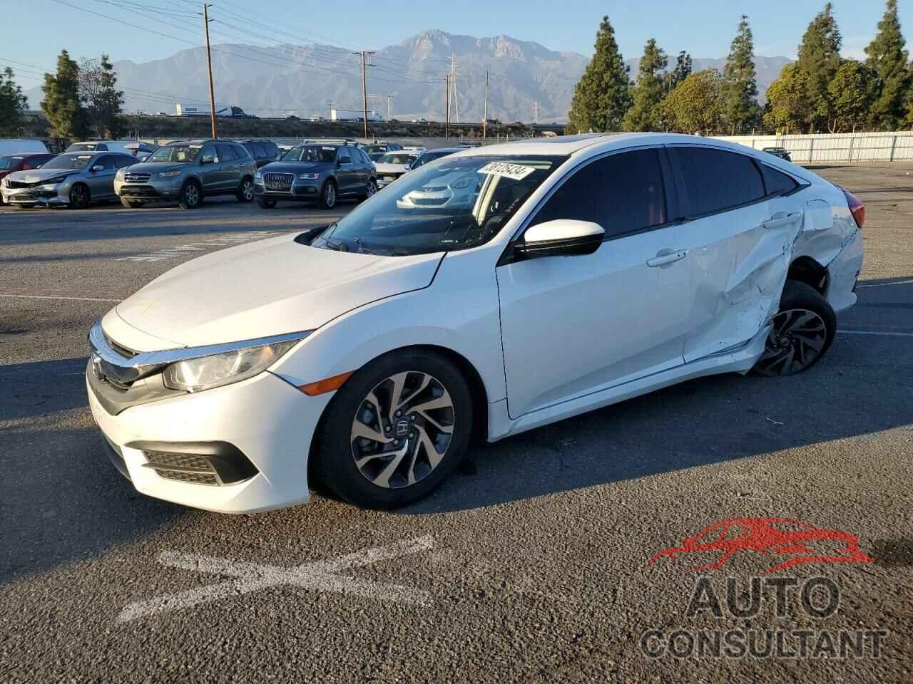 HONDA CIVIC 2018 - 19XFC2F70JE209202