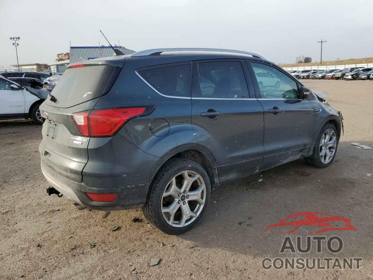 FORD ESCAPE 2019 - 1FMCU9J96KUA19145