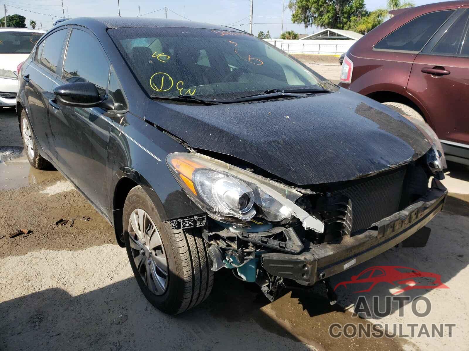 KIA FORTE 2021 - KNAFK4A63G5549250