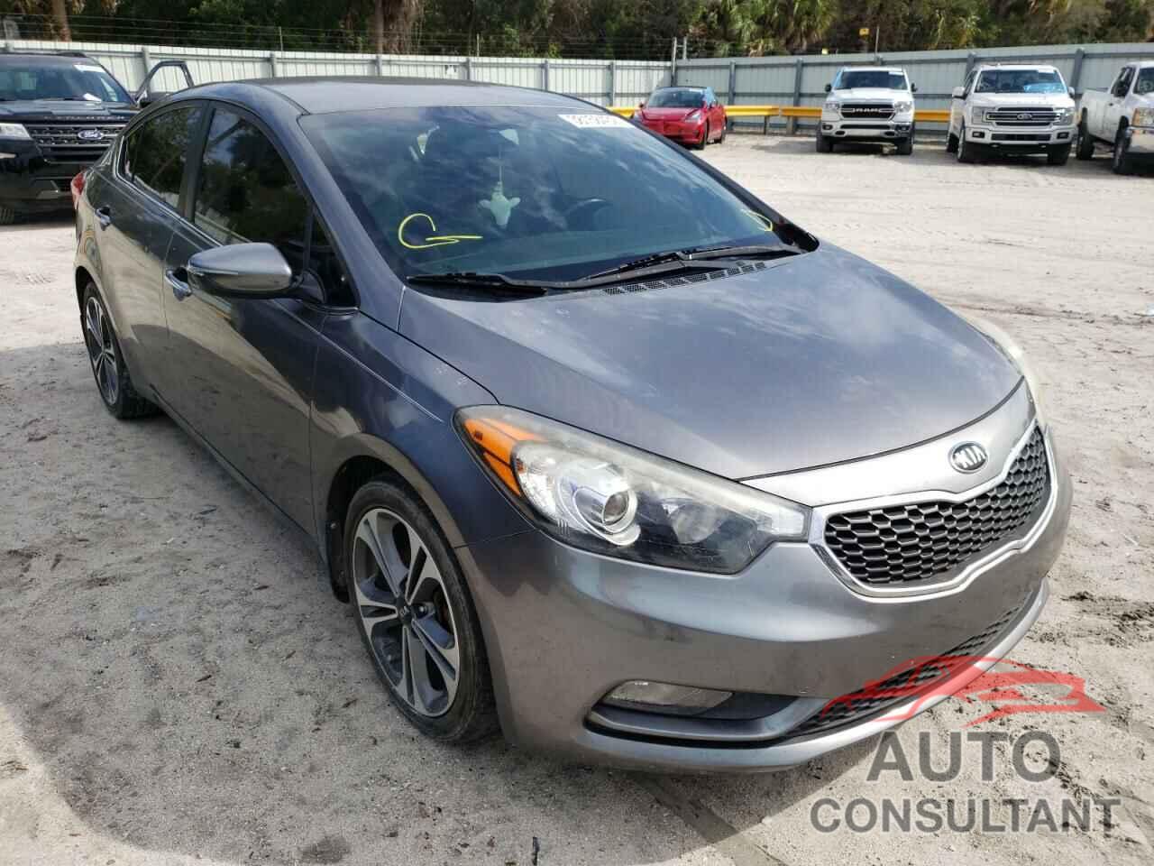 KIA FORTE 2016 - KNAFX4A86G5553120