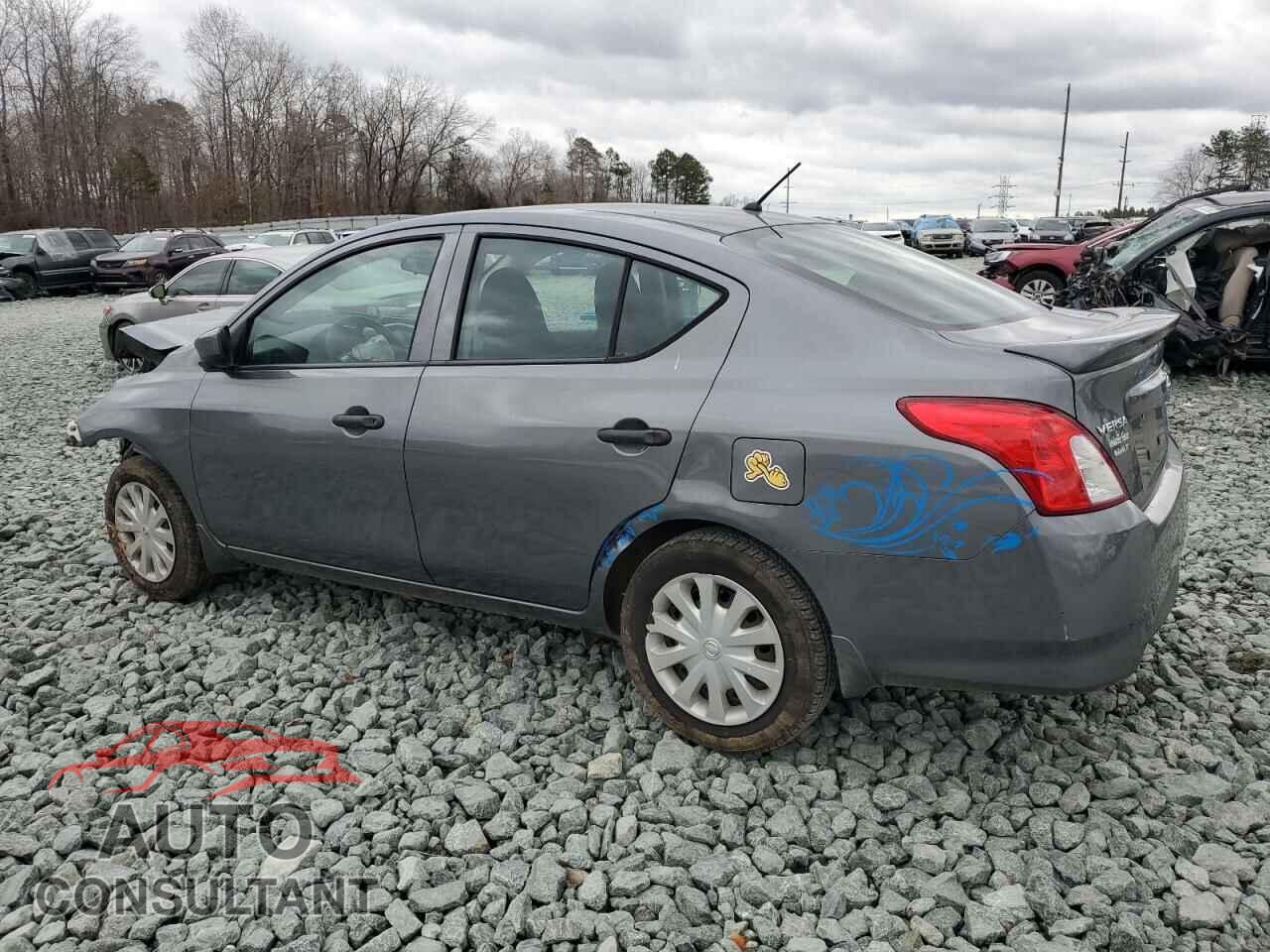 NISSAN VERSA 2017 - 3N1CN7AP3HL906583
