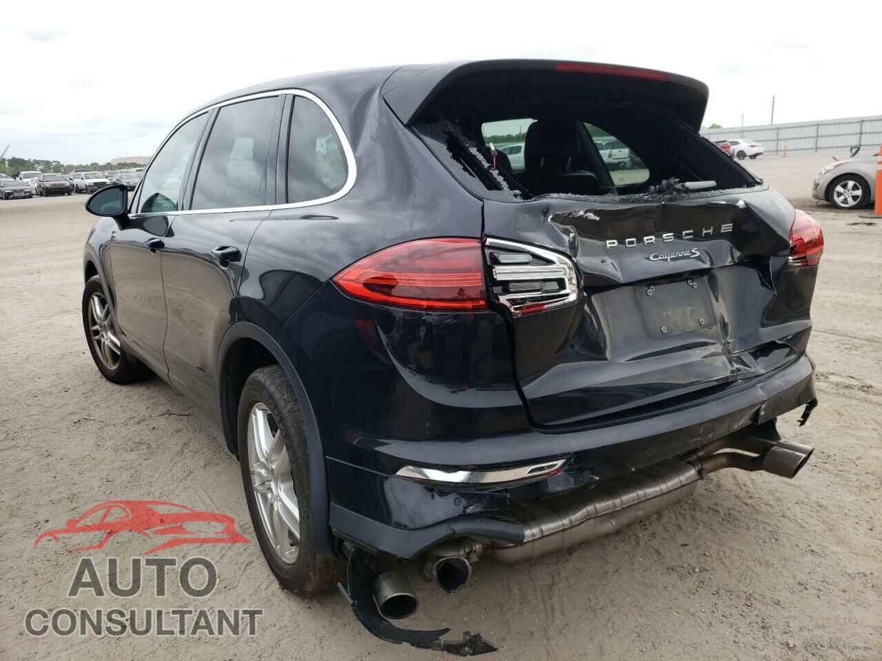 PORSCHE CAYENNE 2016 - WP1AB2A2XGLA92266