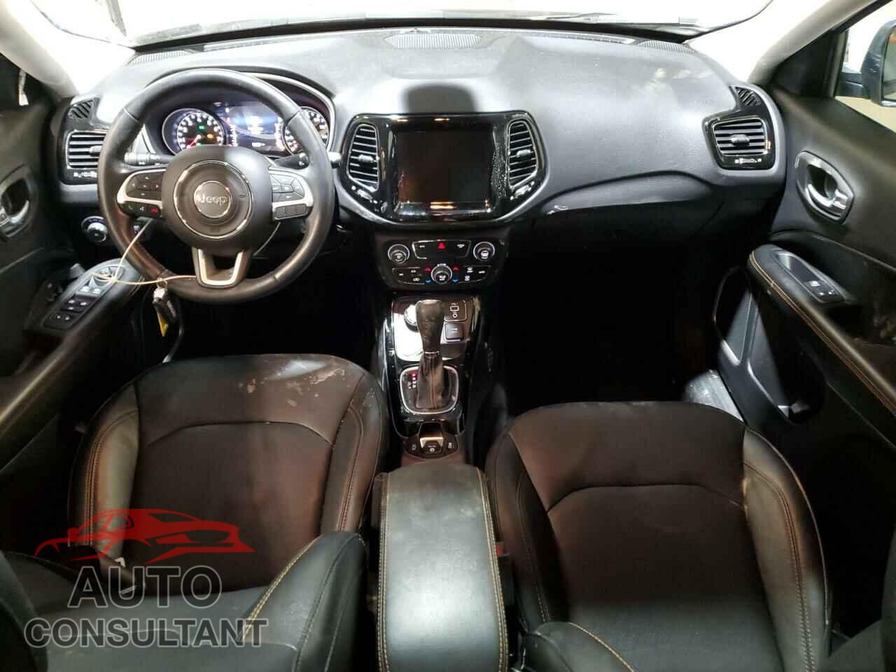 JEEP COMPASS 2020 - 3C4NJDCB7LT244470