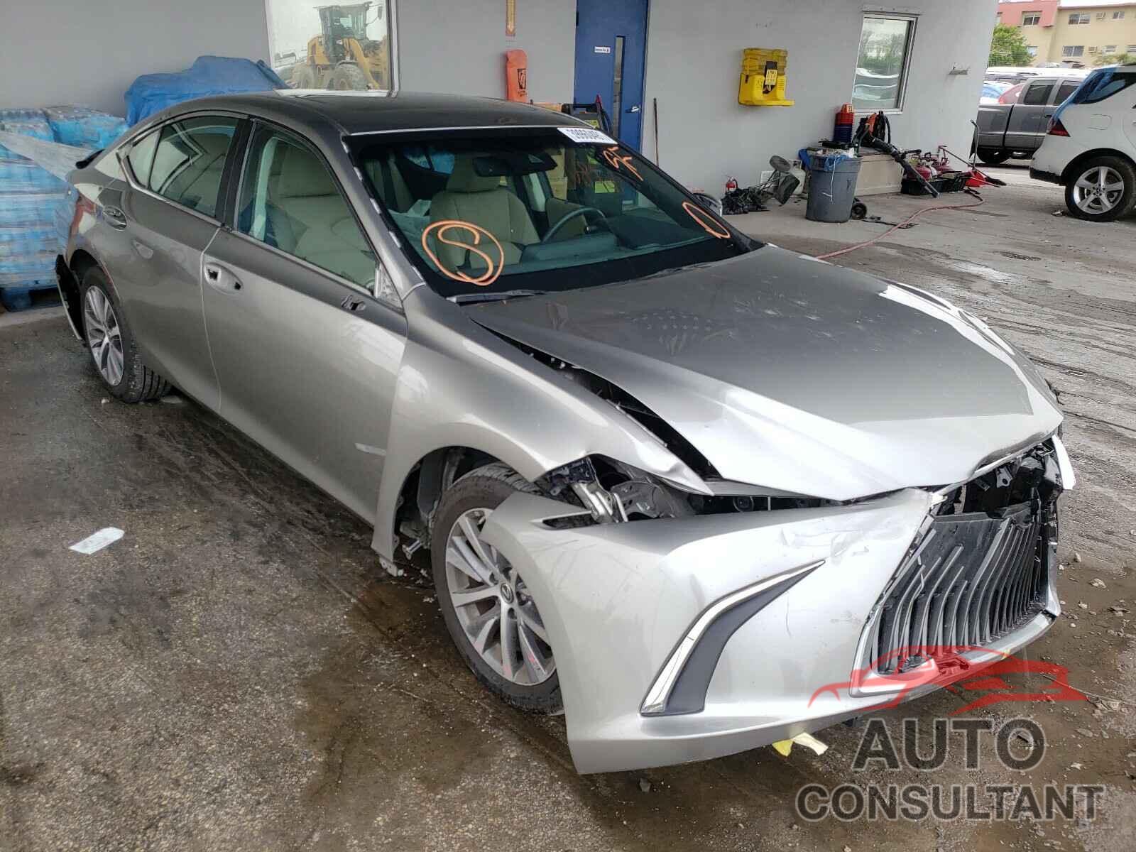 LEXUS ES350 2019 - 58ABZ1B17KU025925