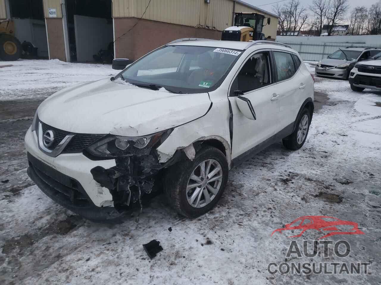 NISSAN ROGUE 2018 - JN1BJ1CR0JW204479