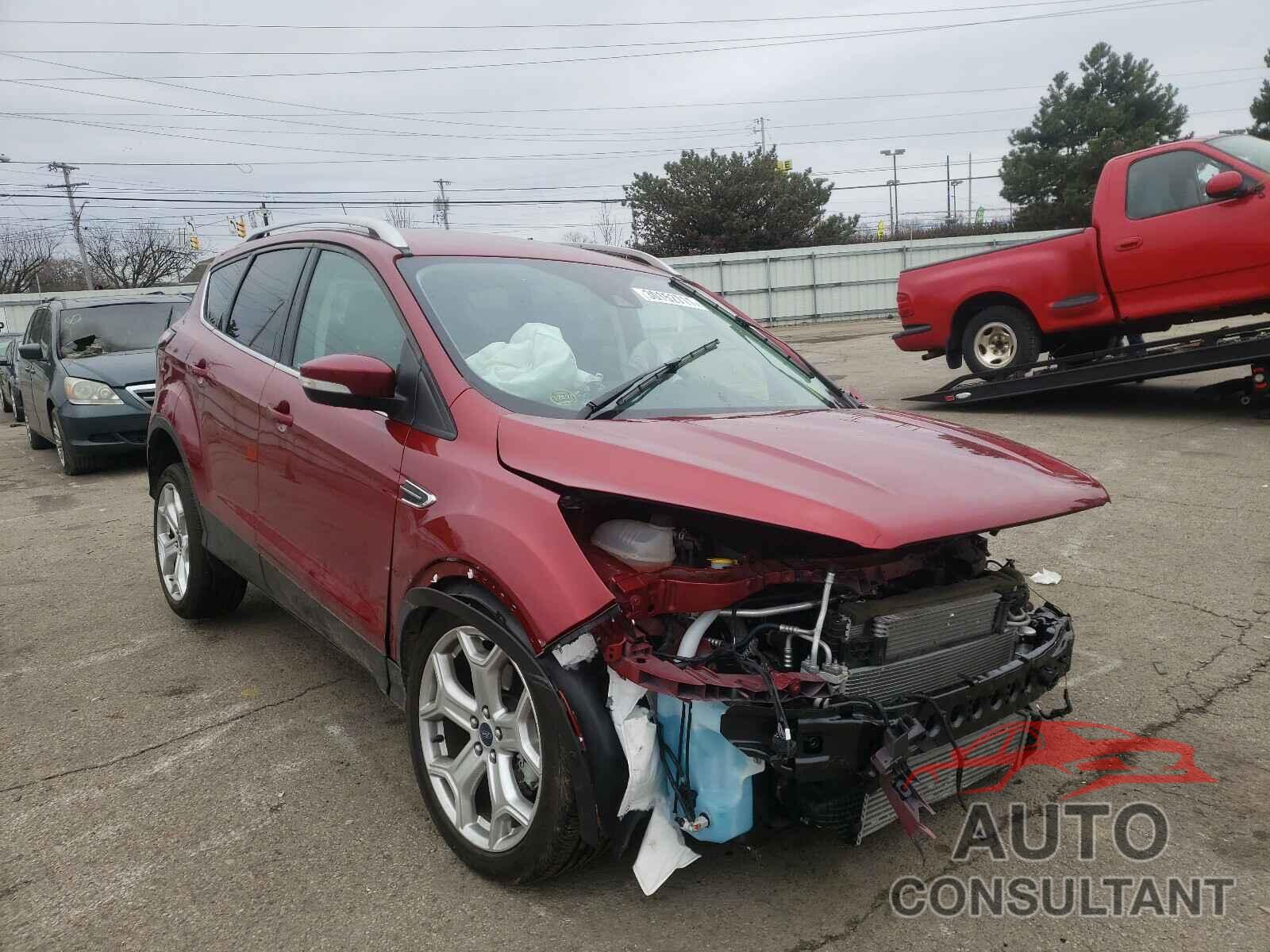 FORD ESCAPE 2017 - 1FADP3E22GL266384