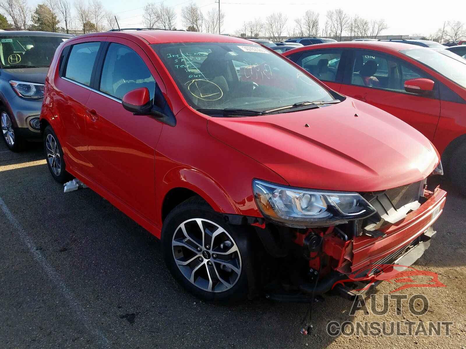 CHEVROLET SONIC 2019 - 1FA6P8AM6H5301026
