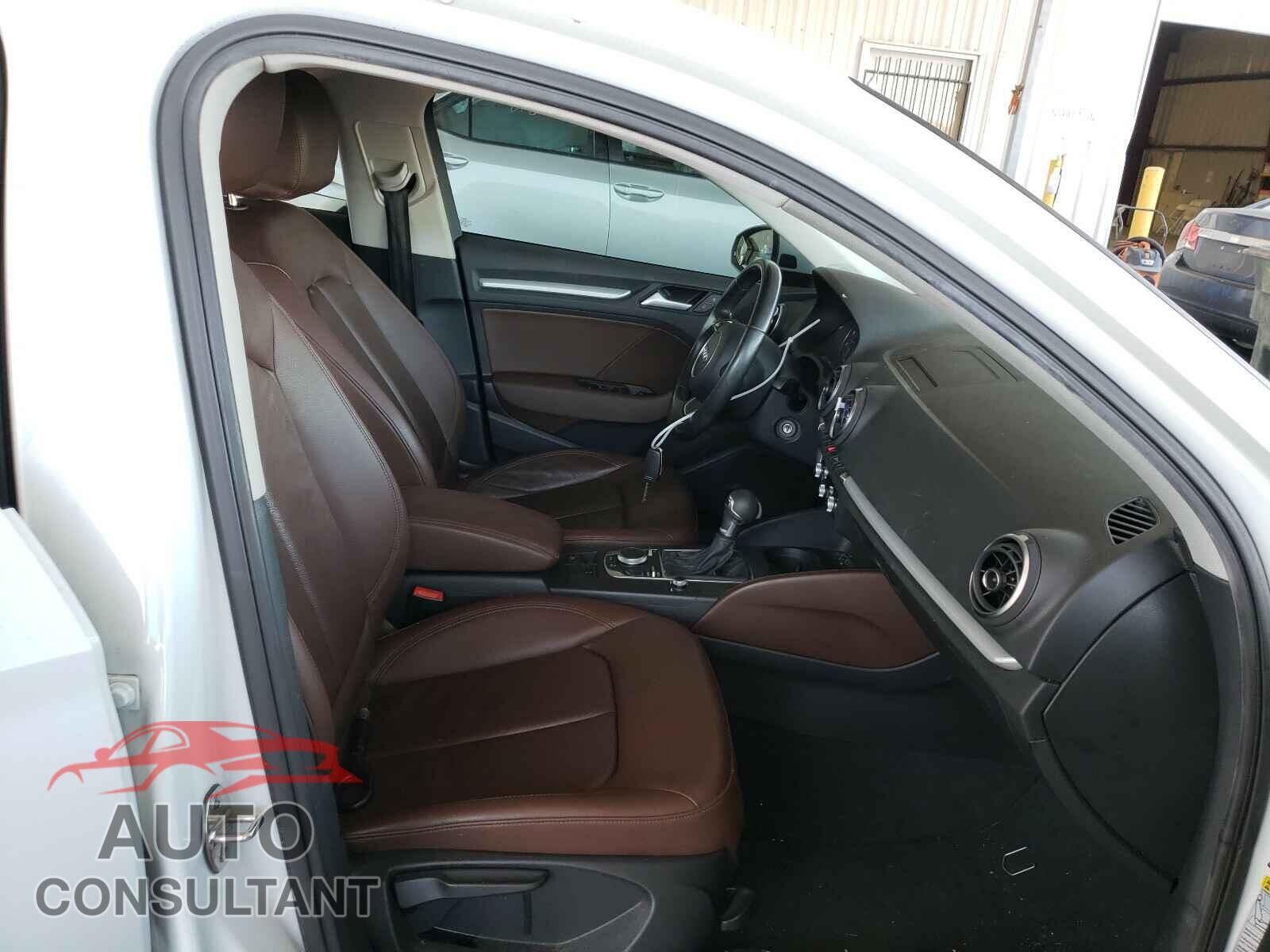AUDI A3 2015 - 3N1CE2CP1HL382009