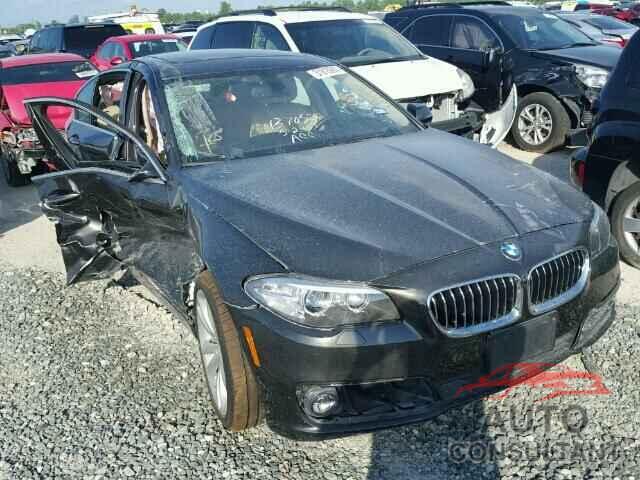 BMW 5 SERIES 2015 - WBA5B1C55FD918869