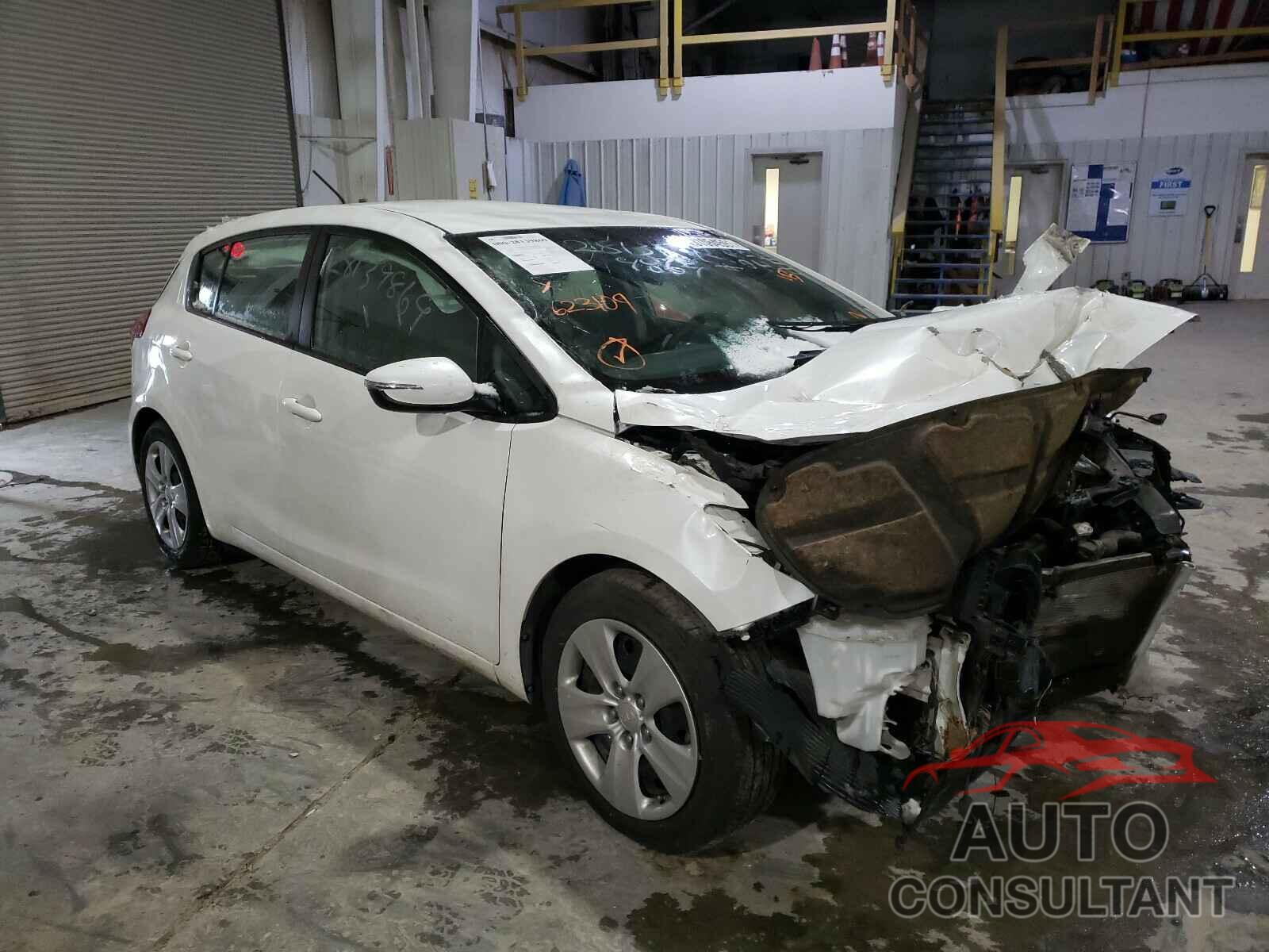 KIA FORTE 2016 - KNAFK5A81G5623109
