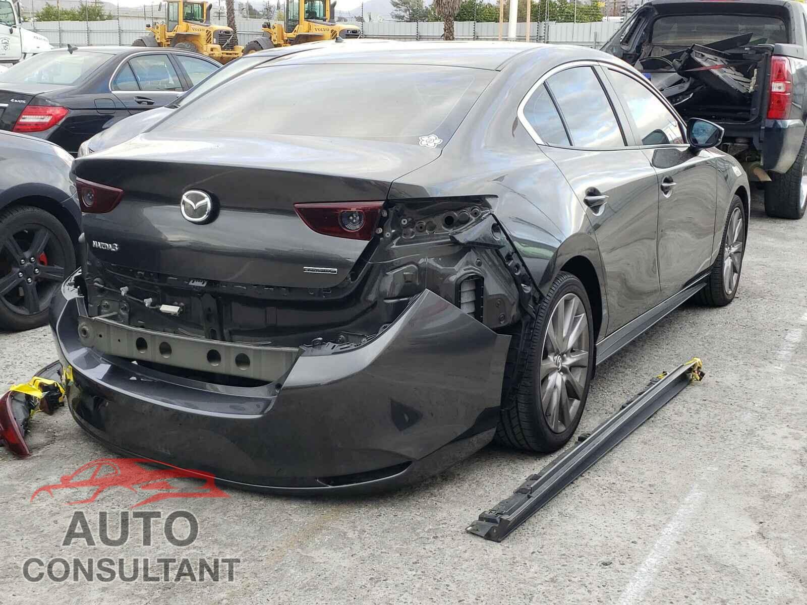 MAZDA 3 2019 - JM1BPACL9K1108419