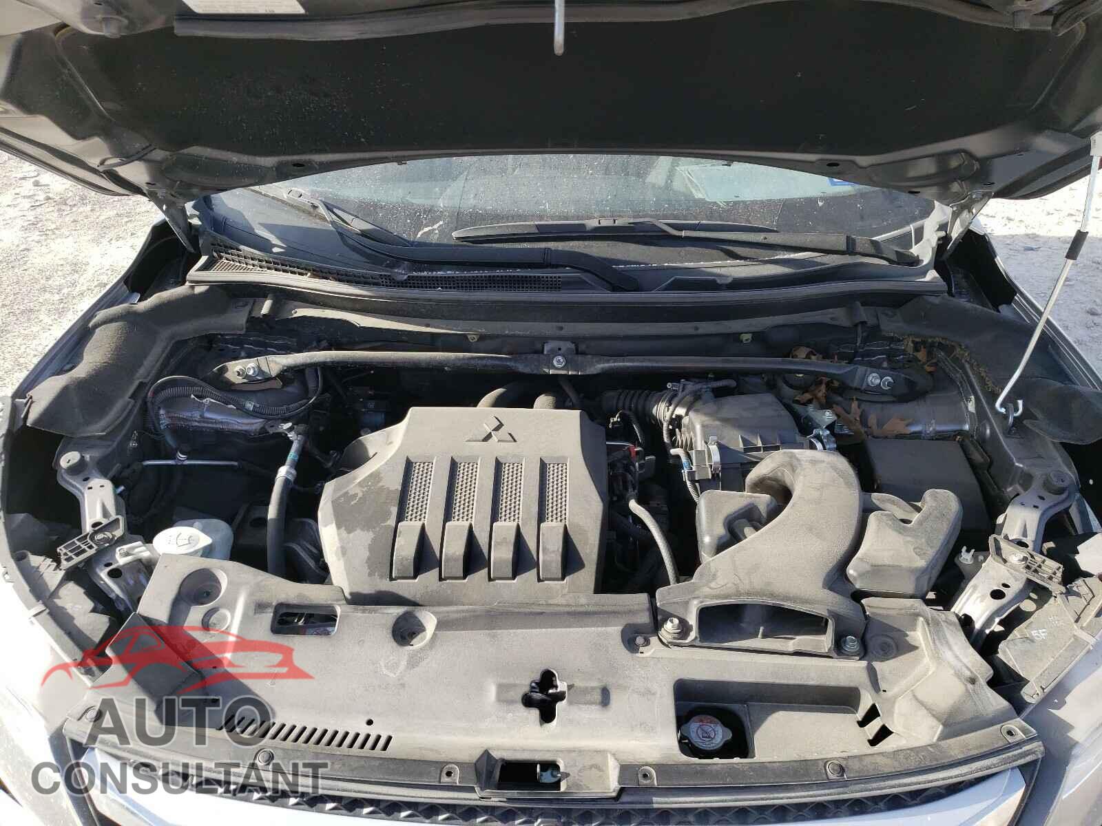 MITSUBISHI ECLIPSE 2018 - 5N1AZ2MH2JN174982