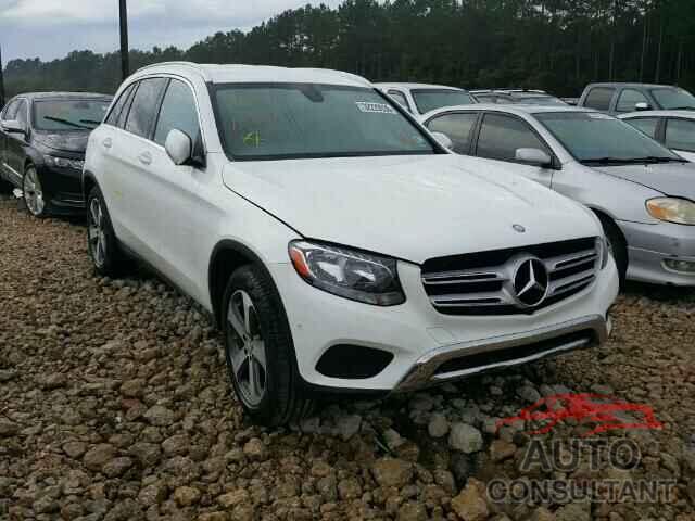 MERCEDES-BENZ GLC300 2016 - WDC0G4JB6GF103976