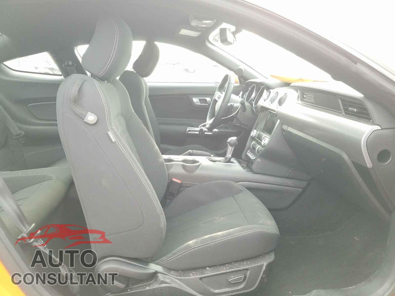 FORD MUSTANG 2020 - 1FA6P8TH2L5126556