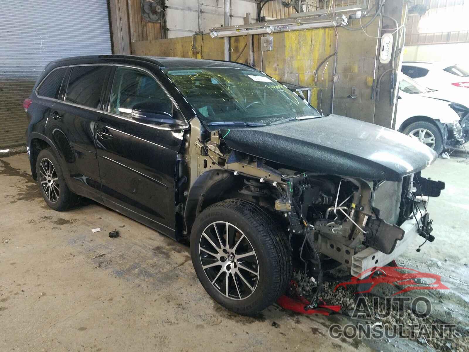 TOYOTA HIGHLANDER 2018 - 5TDJZRFH8JS852753
