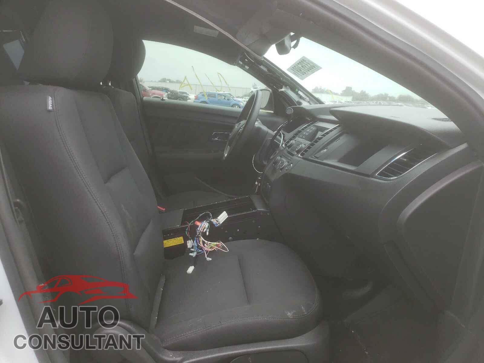 FORD TAURUS 2017 - 1FAHP2MK2HG108702