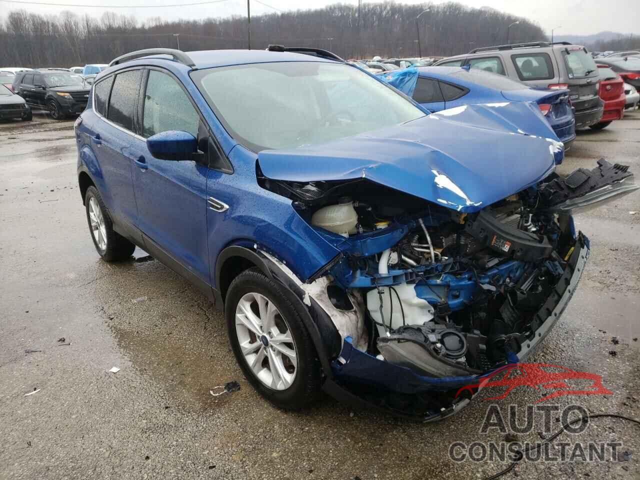 FORD ESCAPE 2017 - 1FMCU0GD5HUD72895