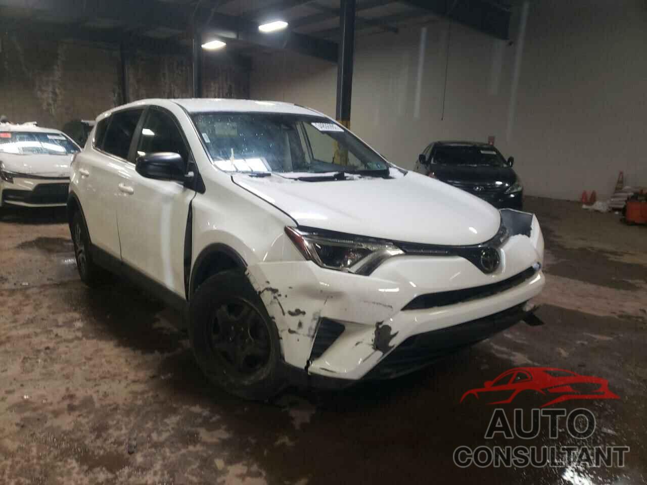 TOYOTA RAV4 2018 - JTMBFREV0JD234665