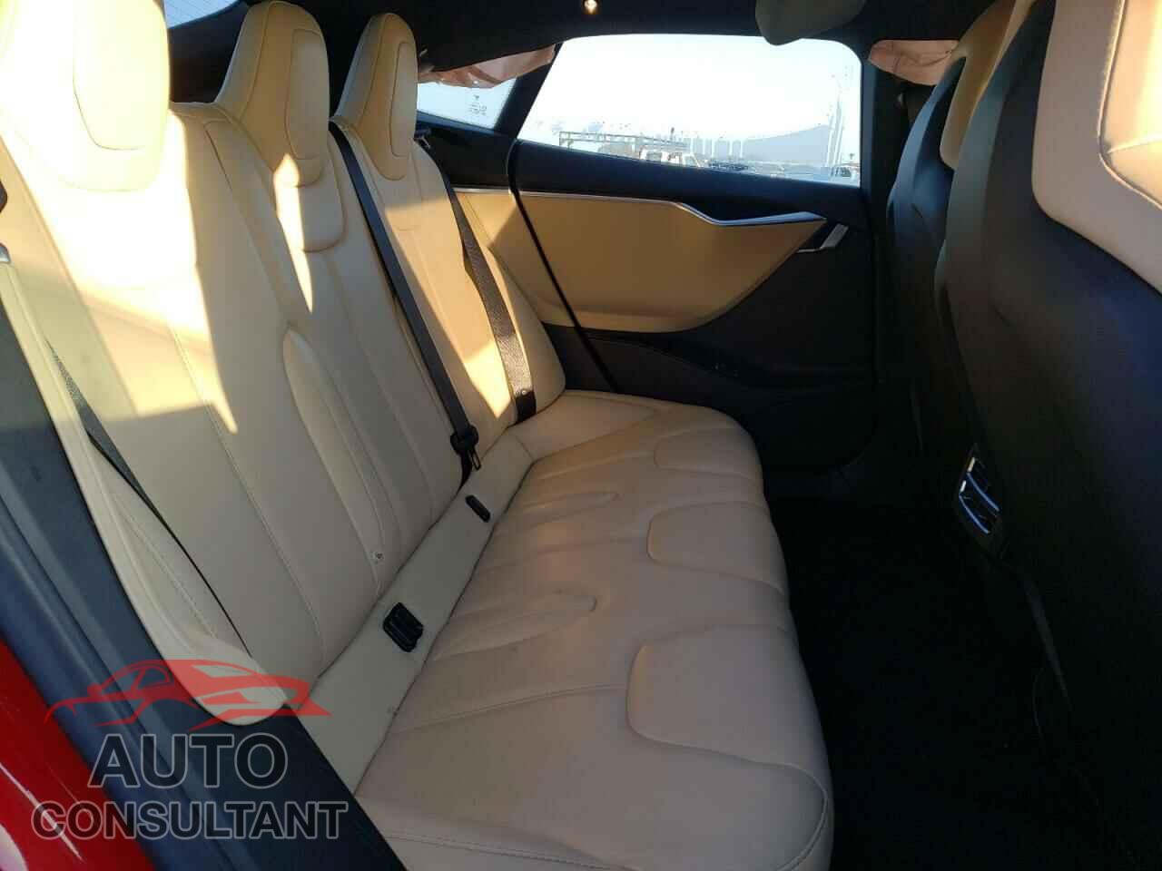 TESLA MODEL S 2016 - 5YJSA1E2XGF149386