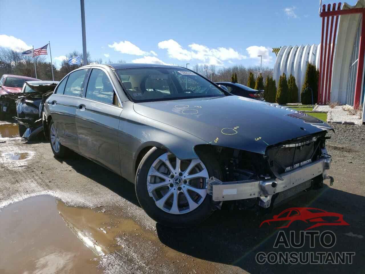 MERCEDES-BENZ E-CLASS 2018 - WDDZF4KB1JA336981