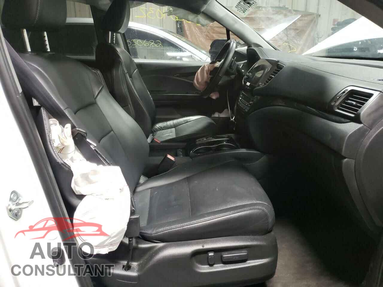 HONDA PILOT 2020 - 5FNYF6H63LB052130