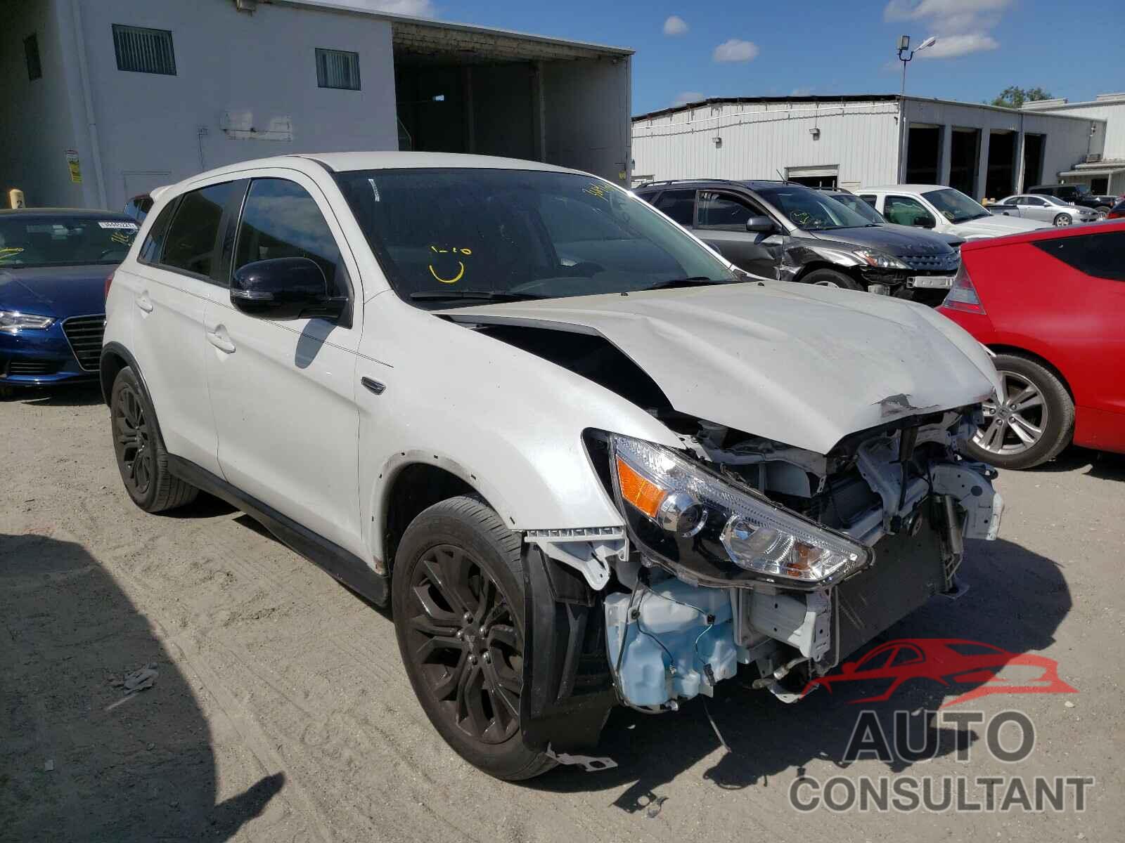 MITSUBISHI OUTLANDER 2019 - JA4AP3AU5KU020415