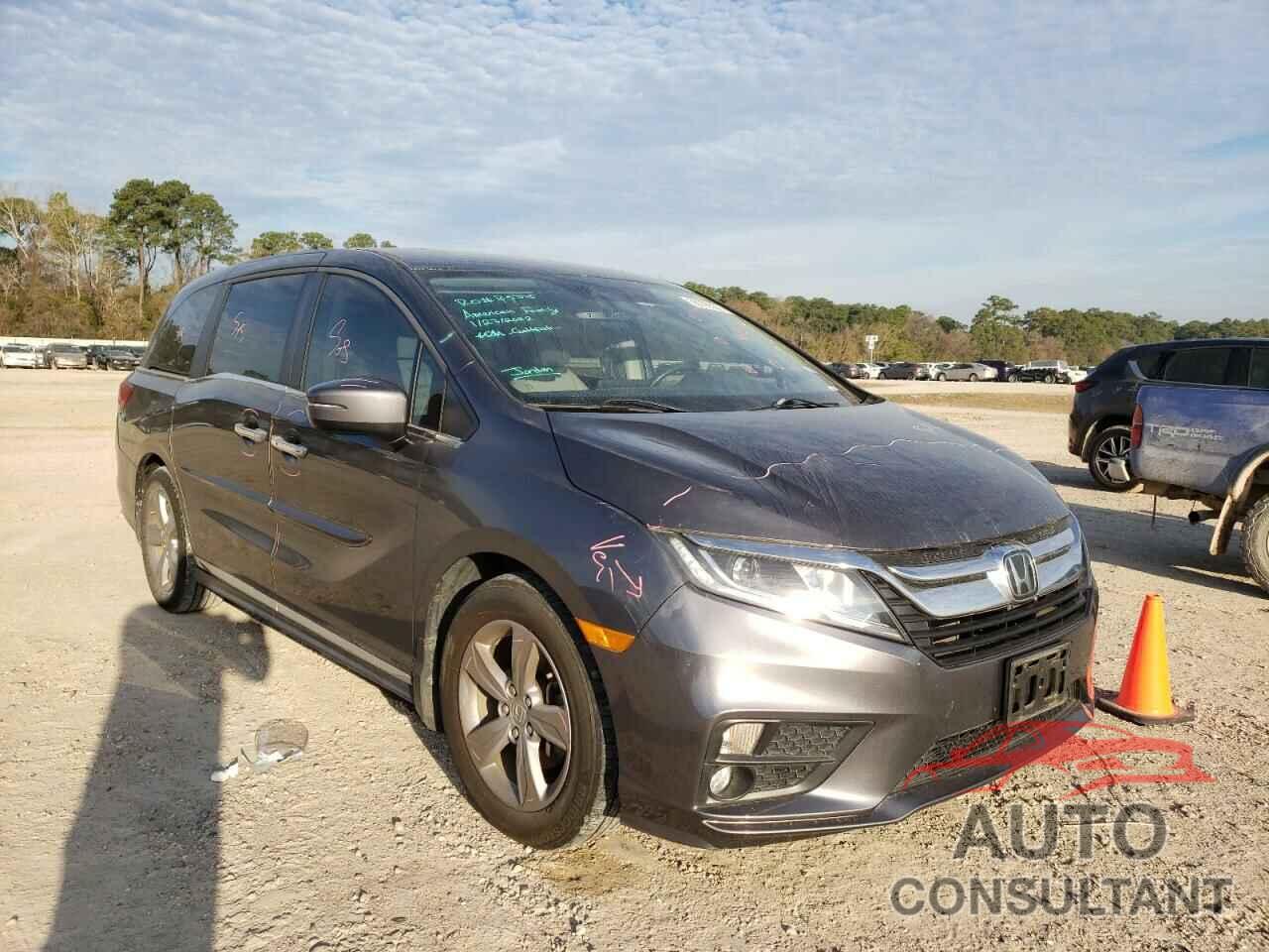 HONDA ODYSSEY 2018 - 5FNRL6H74JB041799