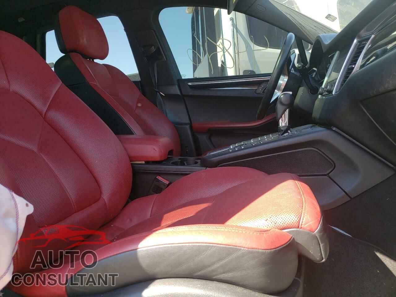 PORSCHE MACAN 2017 - WP1AB2A51HLB16272
