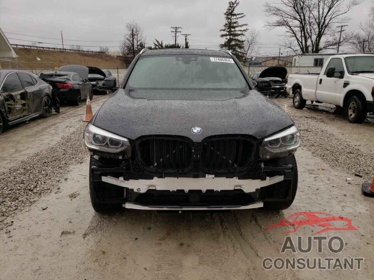 BMW X3 2018 - 5UXTR9C51JLC74632