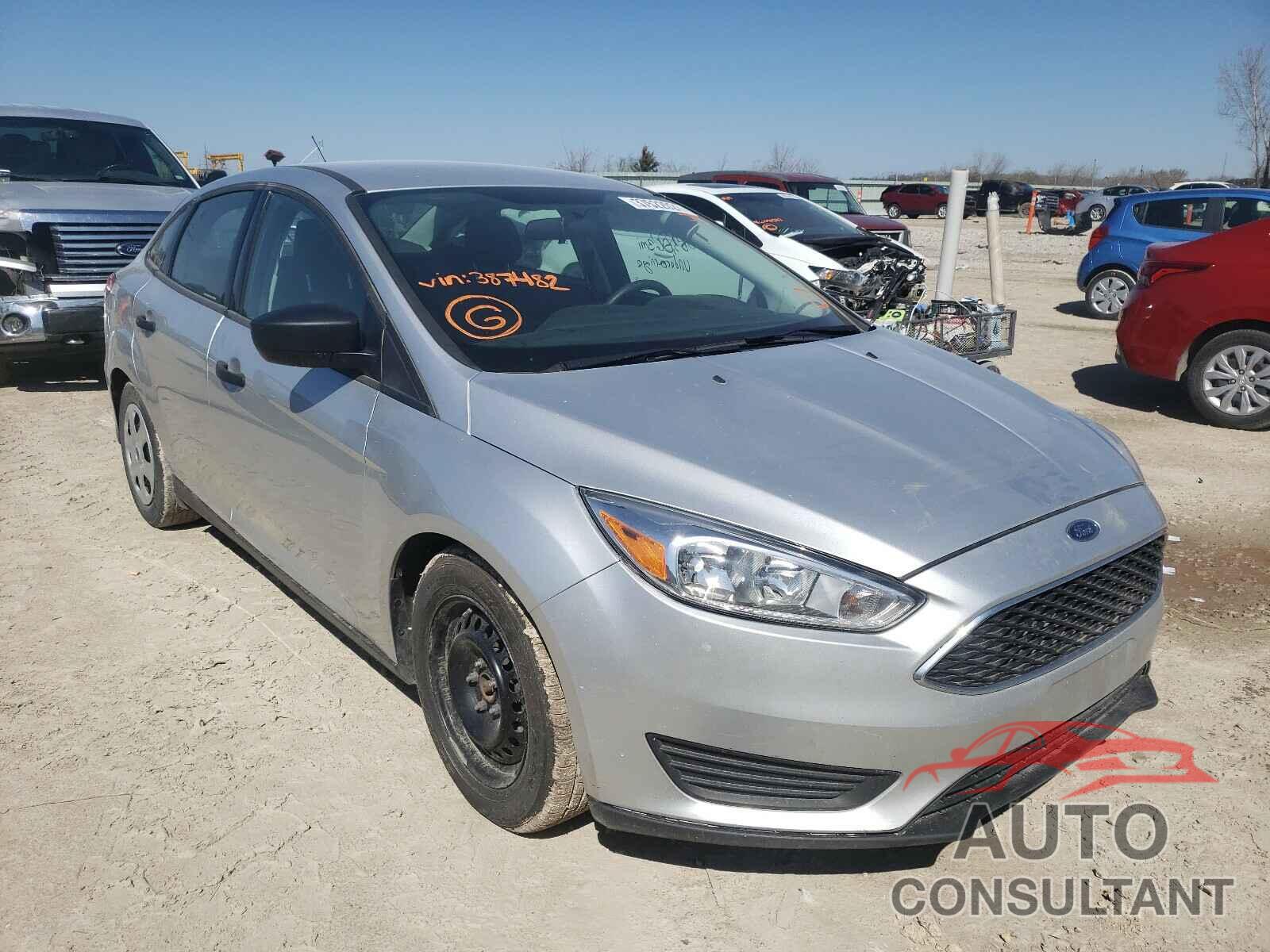 FORD FOCUS 2016 - 1FADP3E24GL387482