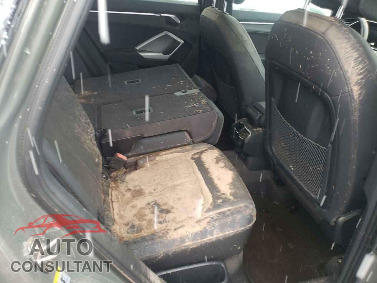 AUDI Q3 2021 - WA1DECF37M1054007