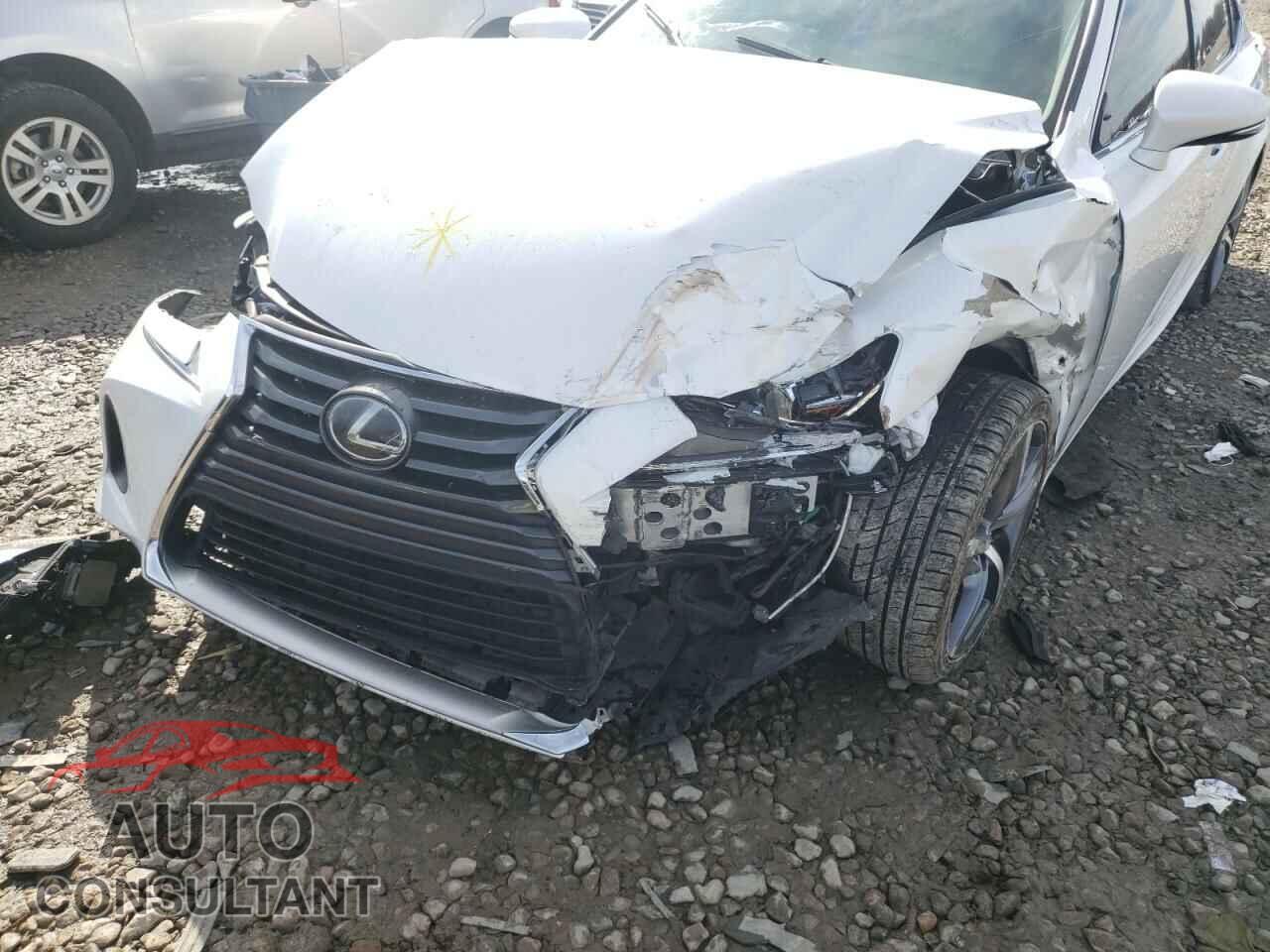 LEXUS IS 2017 - JTHBA1D25H5053667