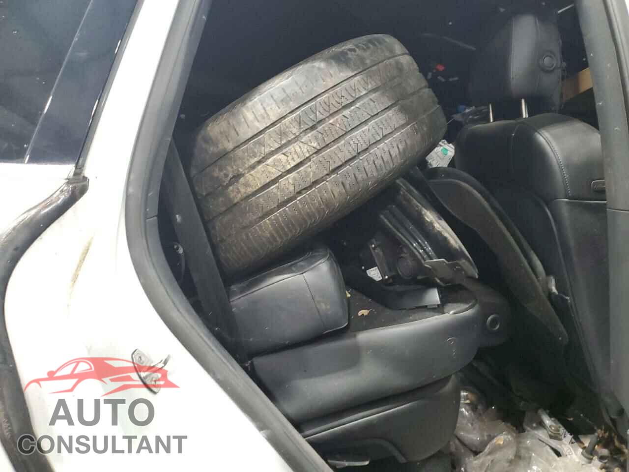 PORSCHE CAYENNE 2018 - WP1AA2A23JKA06862