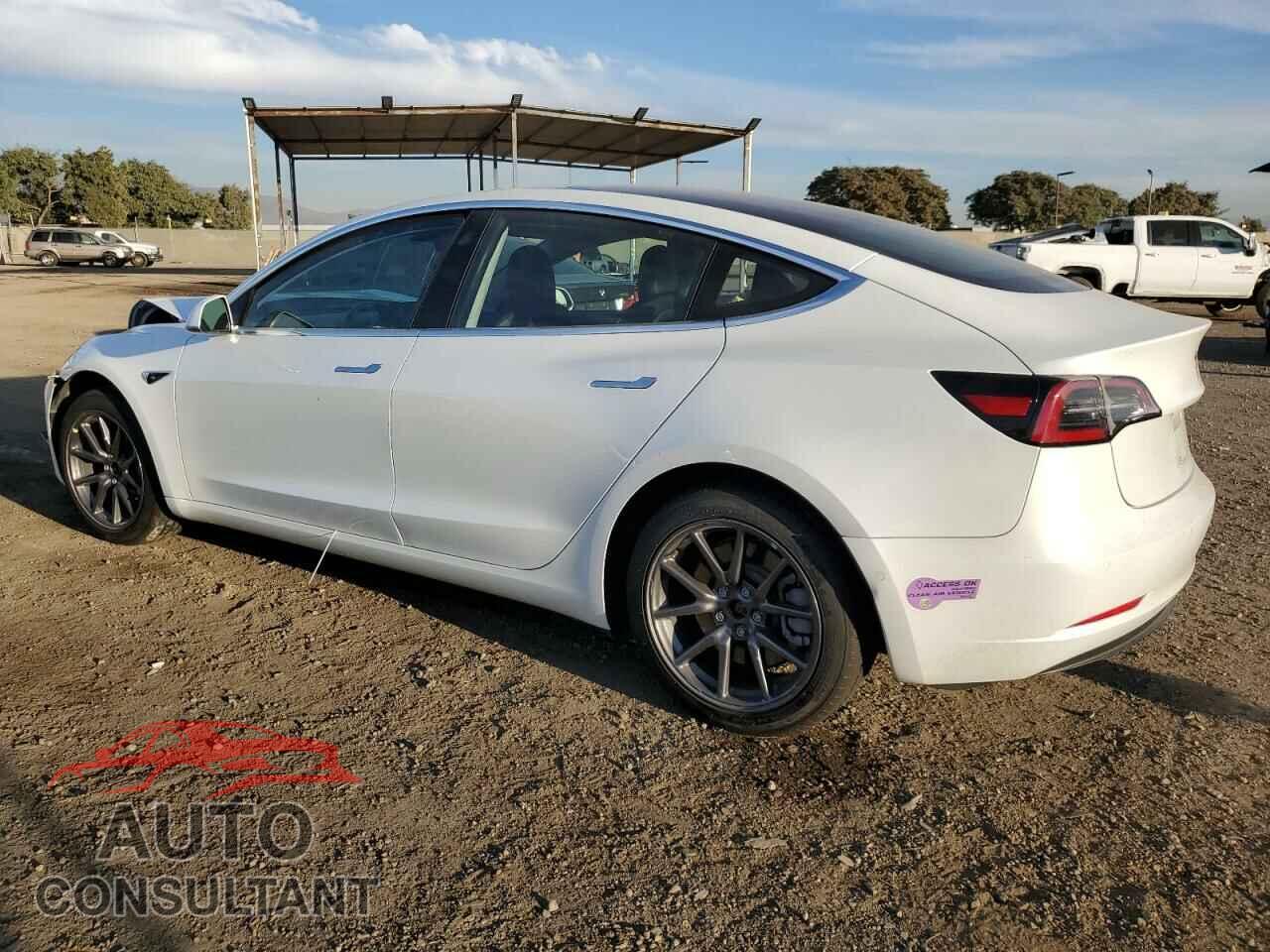 TESLA MODEL 3 2018 - 5YJ3E1EA9JF161715