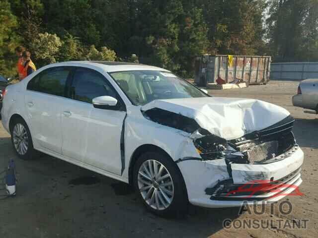 VOLKSWAGEN JETTA 2015 - 3VWD07AJ4FM342801
