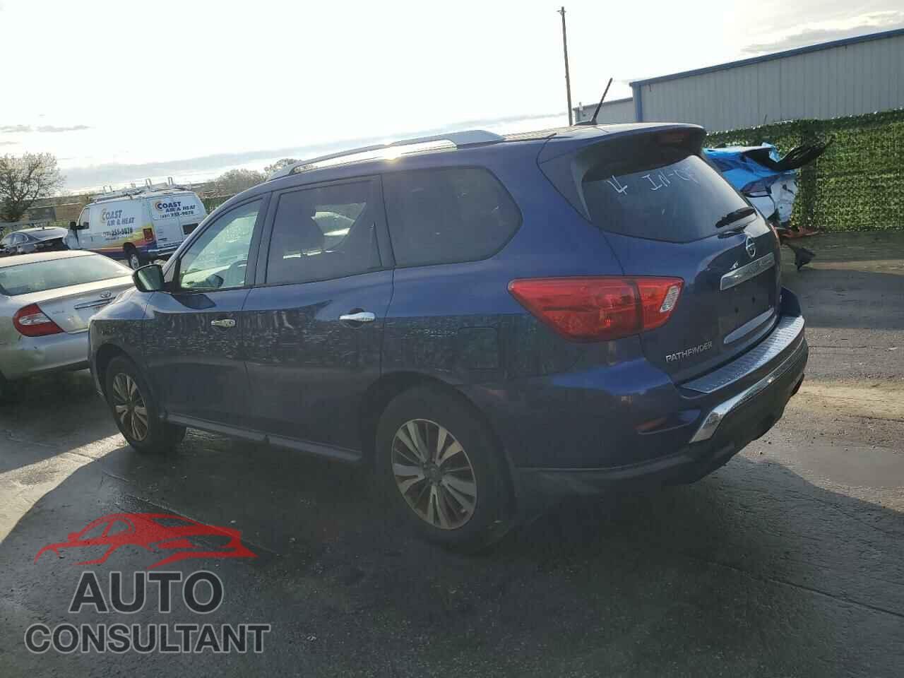 NISSAN PATHFINDER 2017 - 5N1DR2MM8HC632377