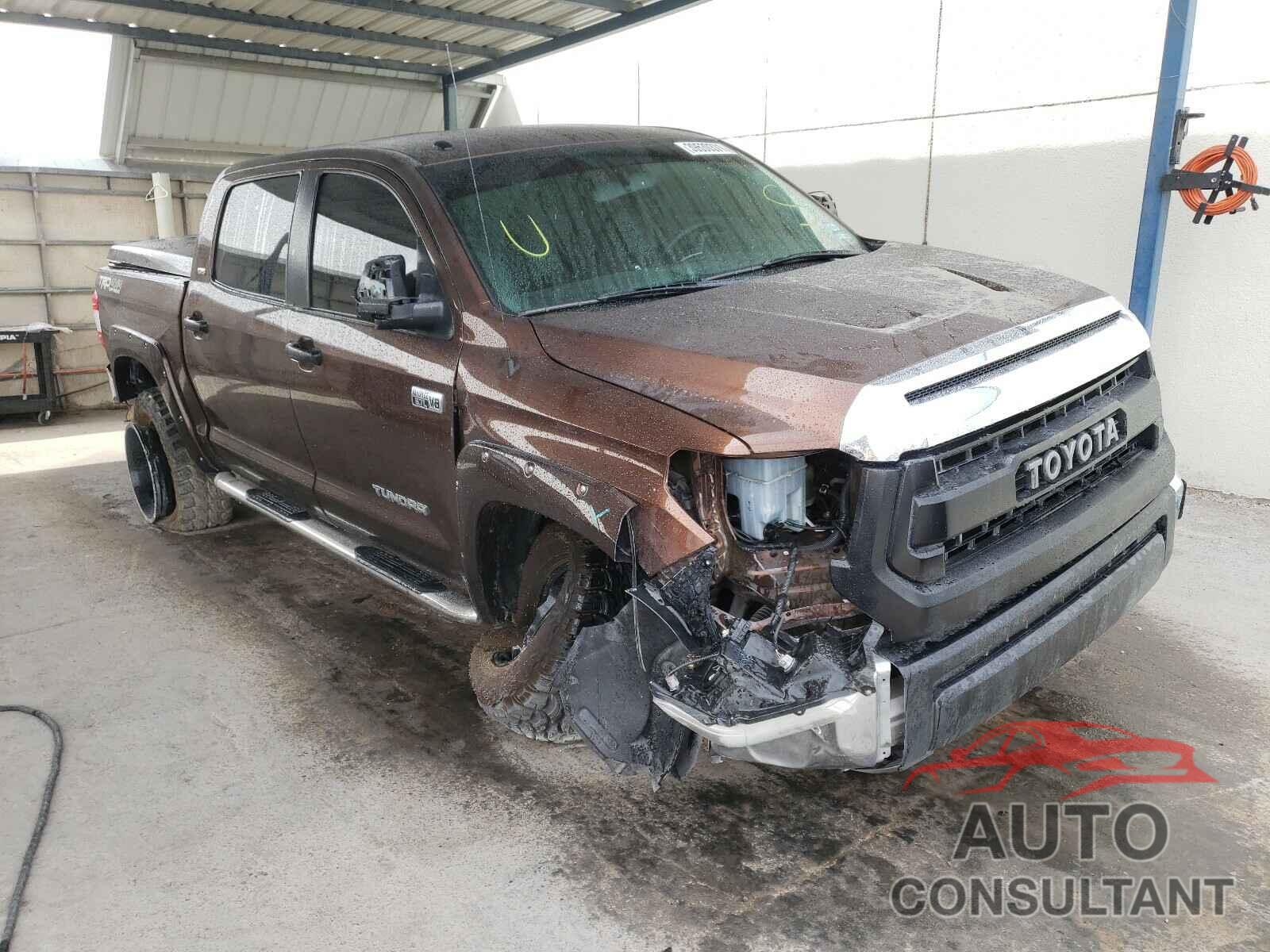 TOYOTA TUNDRA 2016 - 5TFDW5F18GX505945