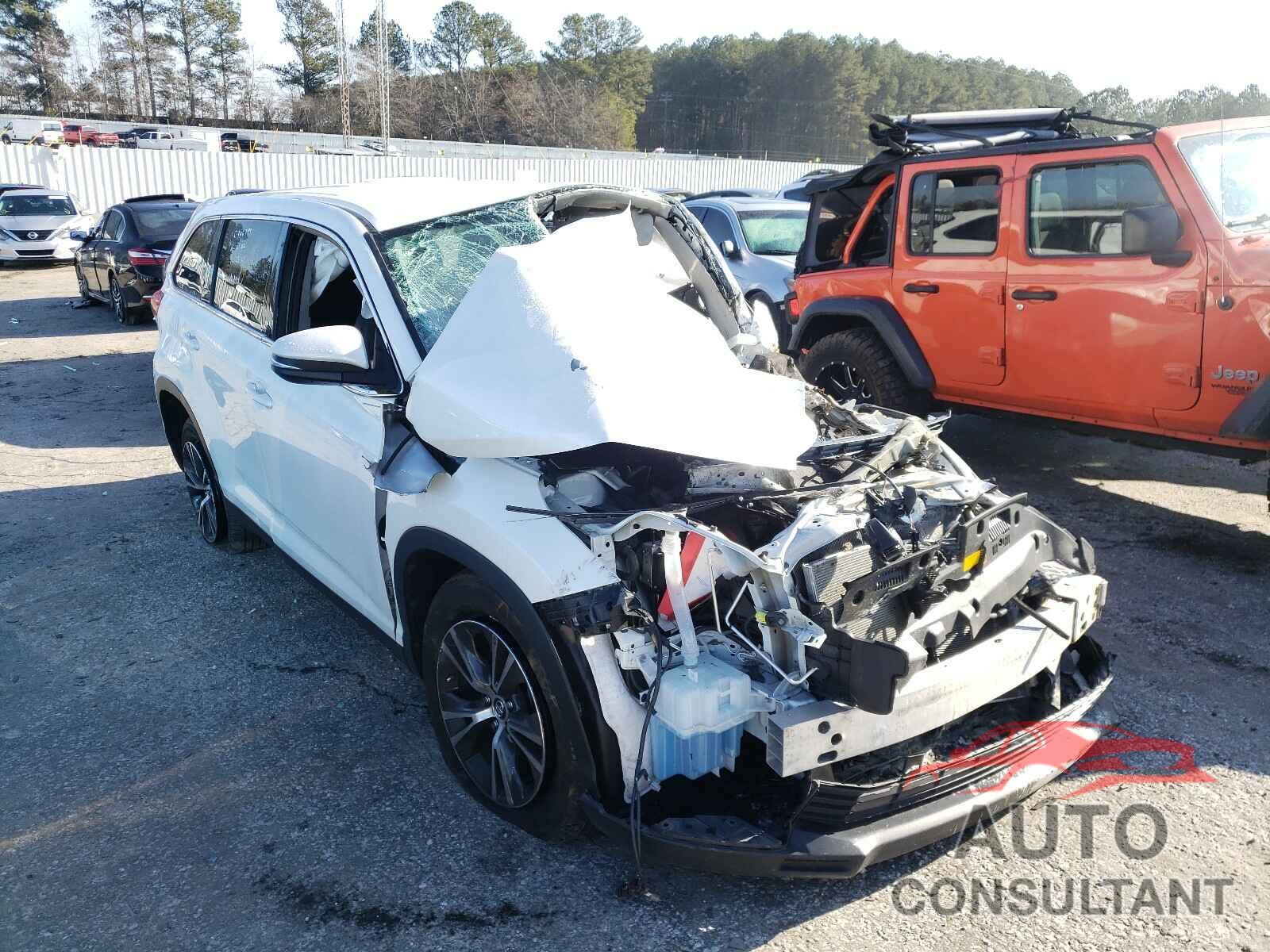 TOYOTA HIGHLANDER 2019 - 5TDZZRFH5KS304102