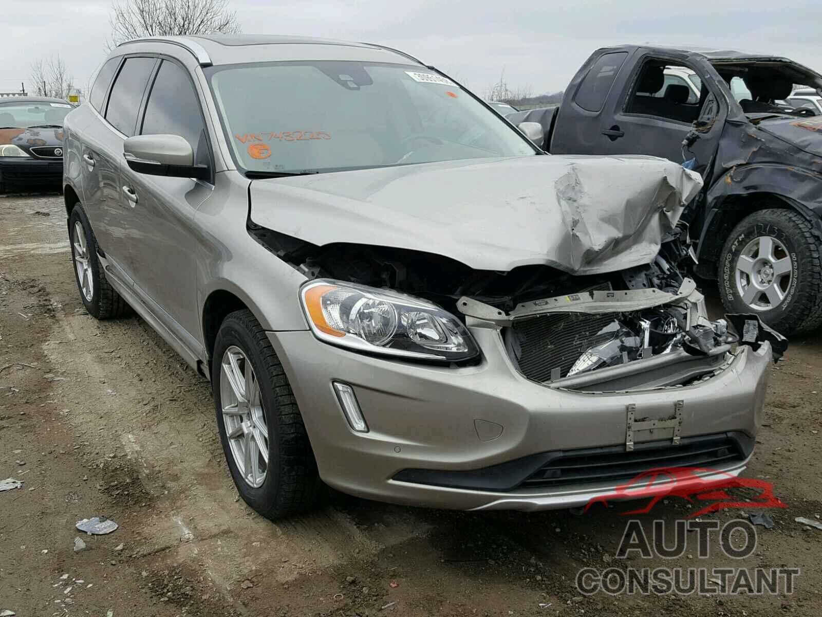 VOLVO XC60 2015 - YV4612RK9F2743225