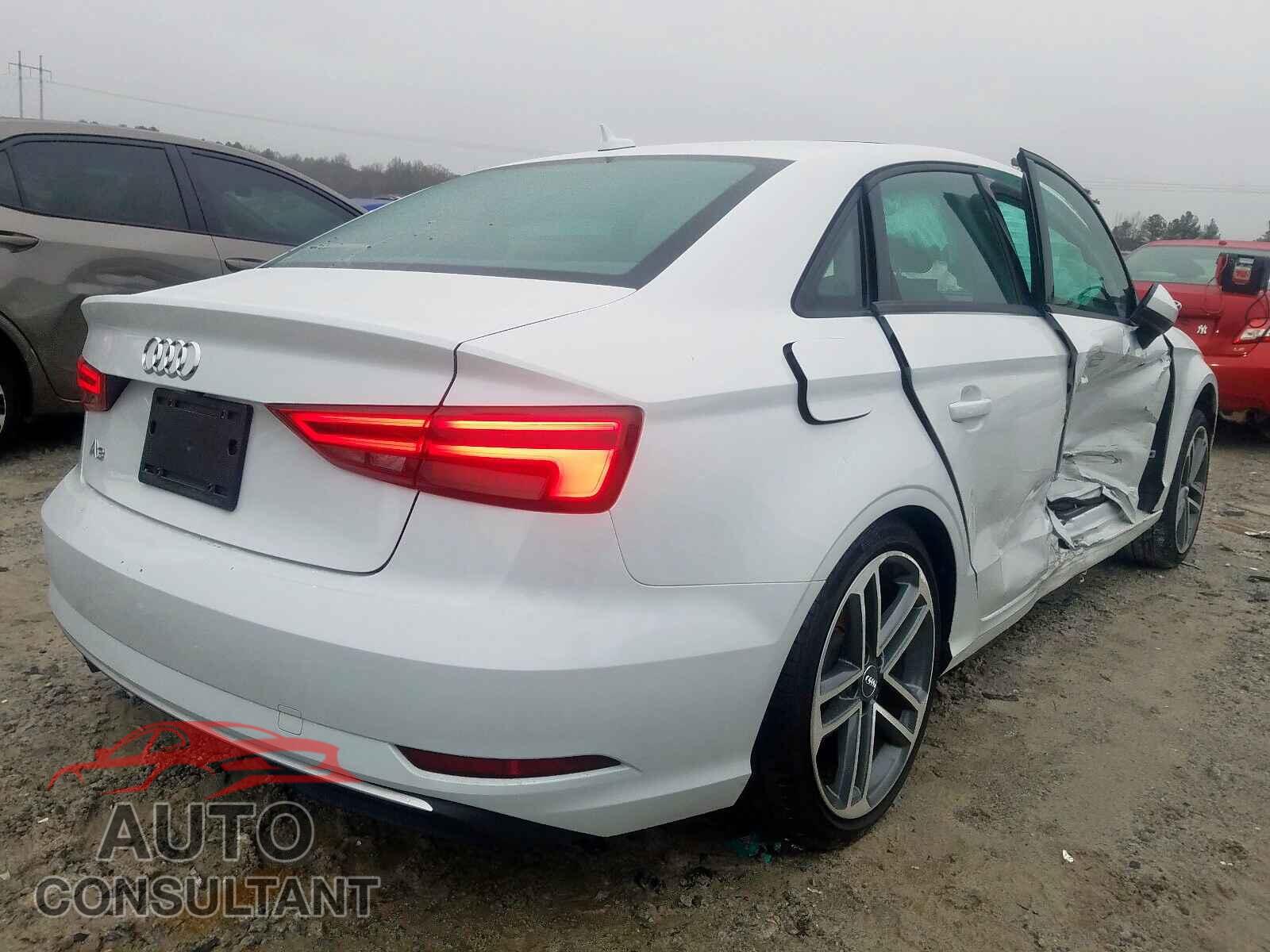 AUDI A3 2017 - WAUAUGFF0H1025111
