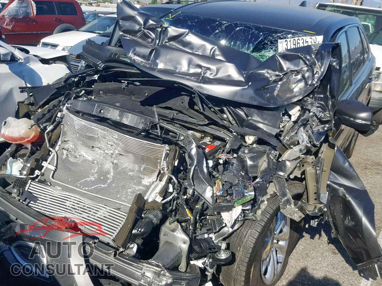 FORD EDGE SEL 2018 - 3KPF44ACXME329347