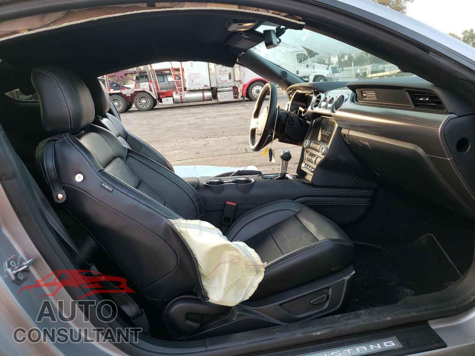 FORD MUSTANG 2020 - 1FA6P8CF7L5150818